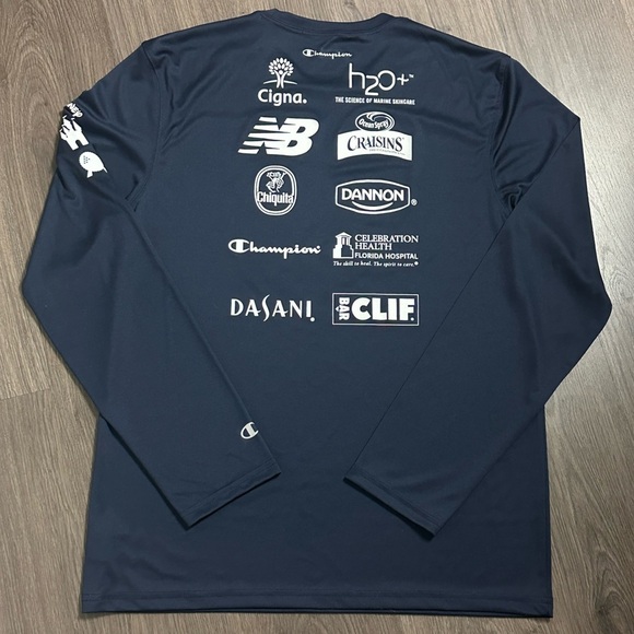 Walt Disney World 1/2 Marathon Longsleeve - Picture 6 of 6